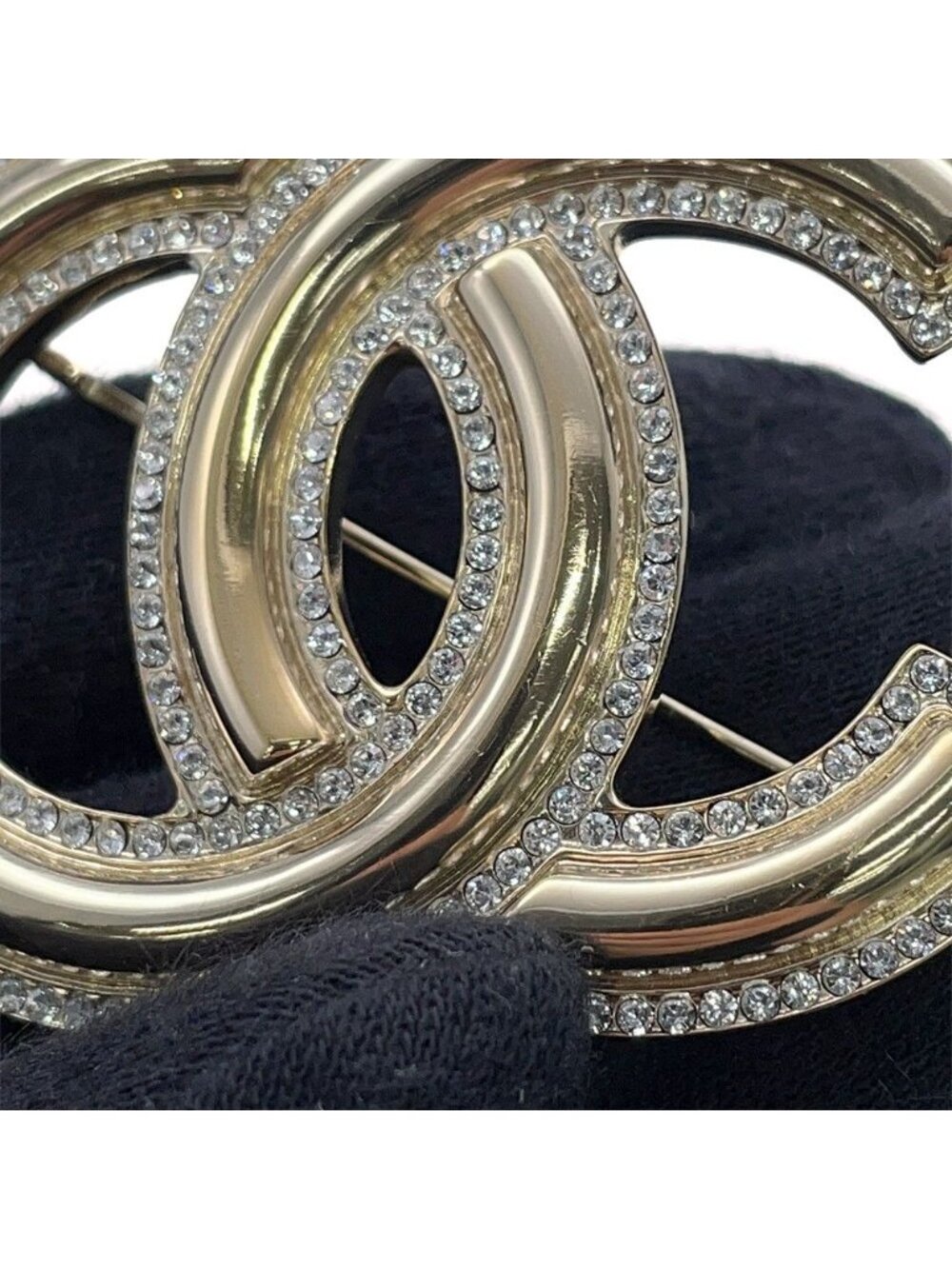 Chanel Brooch CC Logo Rhinestone - Picture 5 of 9